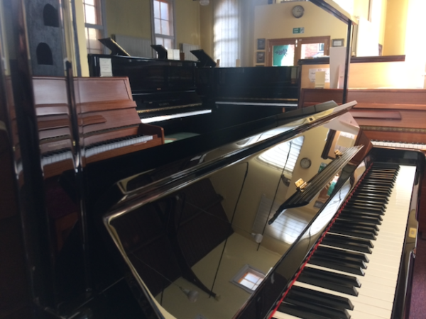 Yamaha U3 - Image 2