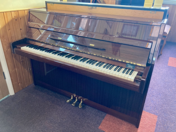 Yamaha M5J