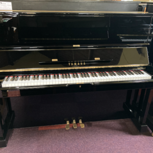 Yamaha U1H