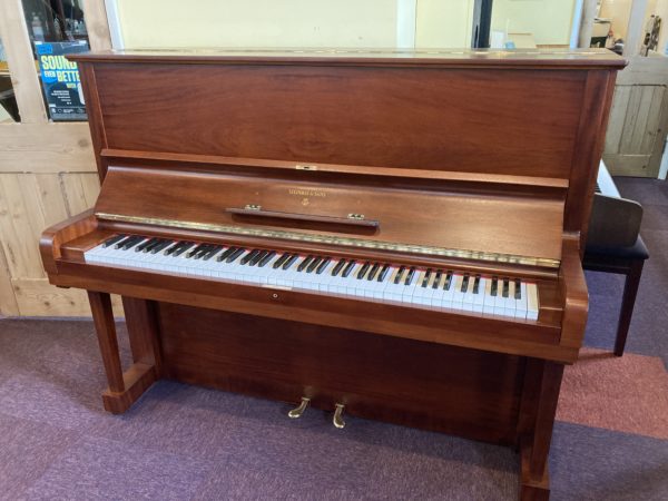 Steinway Model V (mahogany)