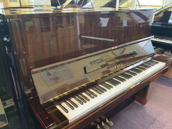 Yamaha U2 - Image 2